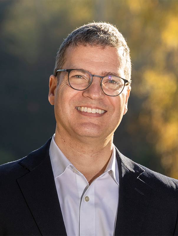 Dr Timothy Foggin